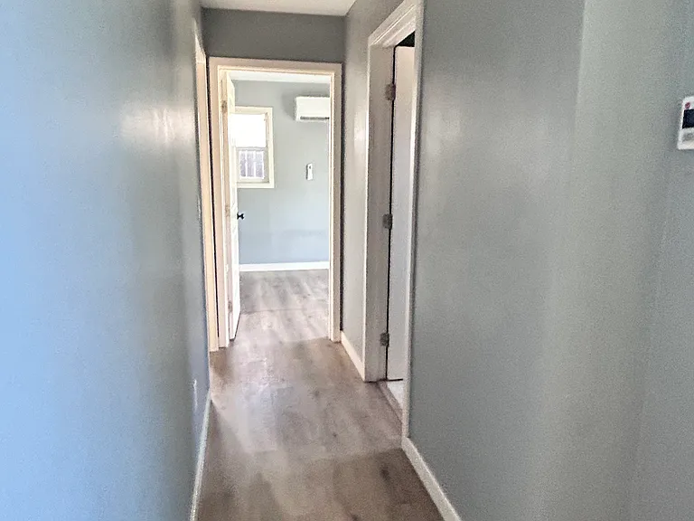 6750 Nagle Ave — Photo 13