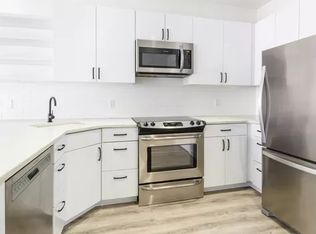 387 Manhattan Ave #5C, Brooklyn, NY 11211