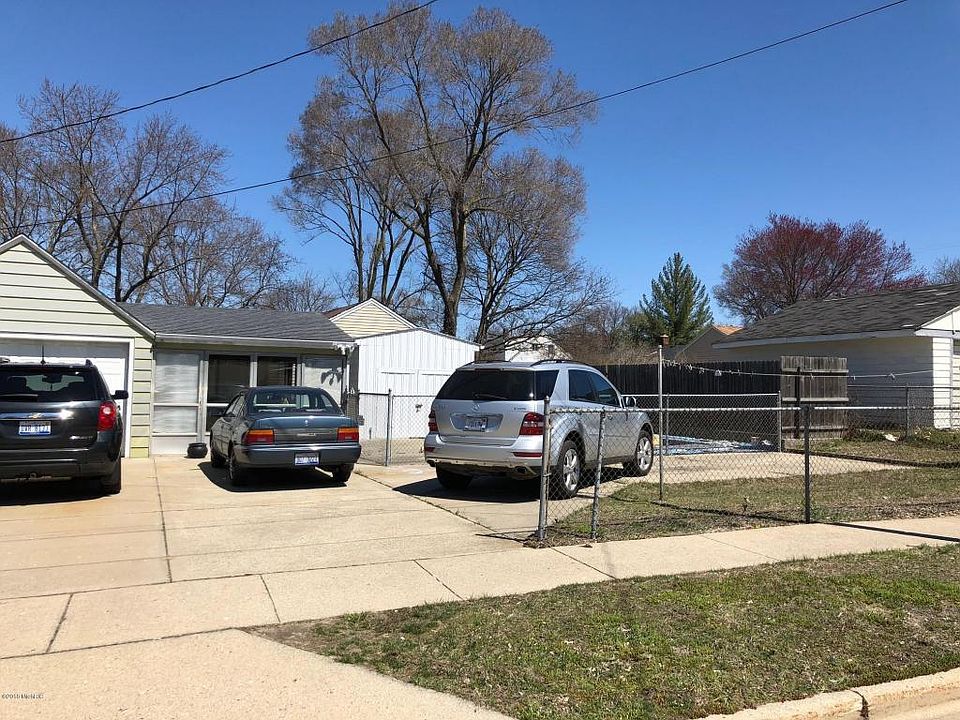 2nd image of 2226 Clarion Ave SW