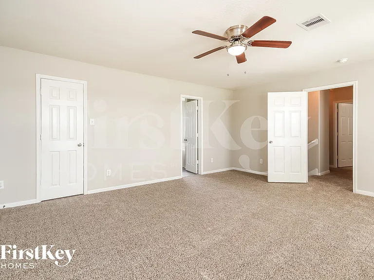 2621 Marlin Dr — Photo 8