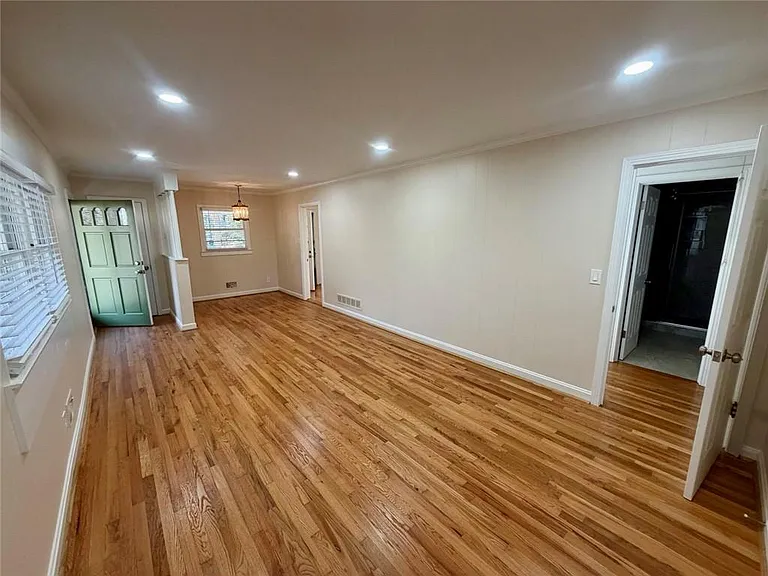 1648 Hammond Woods Cir SW — Photo 25