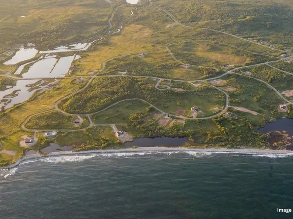 28 Lipkudamoonk Path, Halifax, NS B0J 2L0