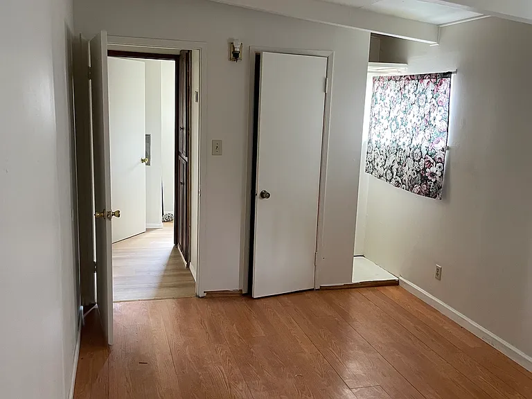 353 Pullman Ave — Photo 12