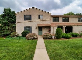 2884 Aronimink Pl, Macungie, PA
