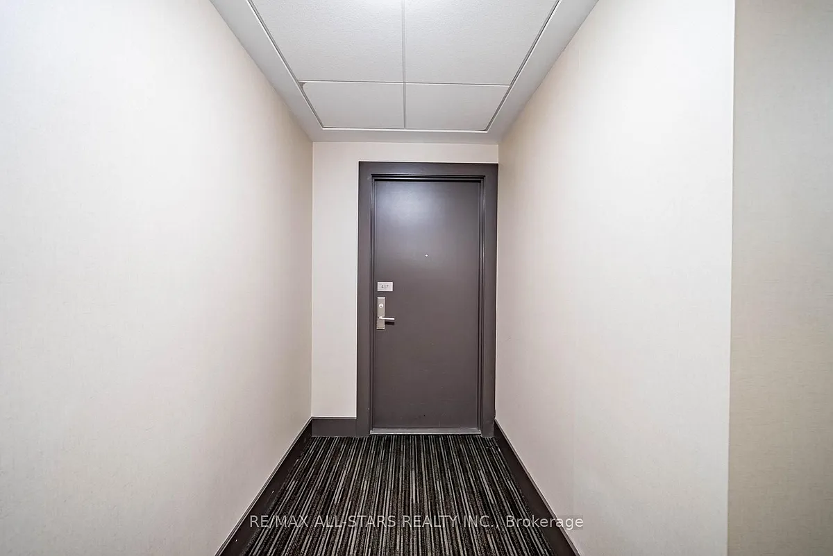 Building Photo - 2015 Sheppard Ave E #407