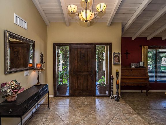 4th image of 229 W Tierra Buena Ln