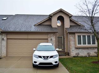 32941 Whispering Ln, Chesterfield, MI 48047