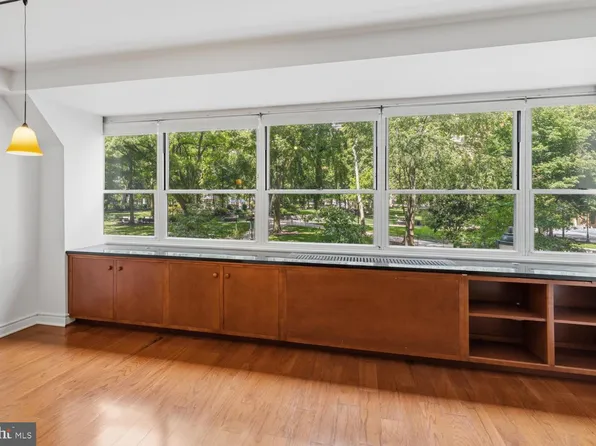1810 Rittenhouse Sq APT 212, Philadelphia, PA 19103