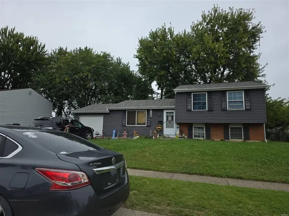 219 Southerly Hills Dr, Englewood, OH 45322