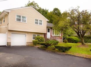 6 S Oak St, Spring Valley, NY 10977