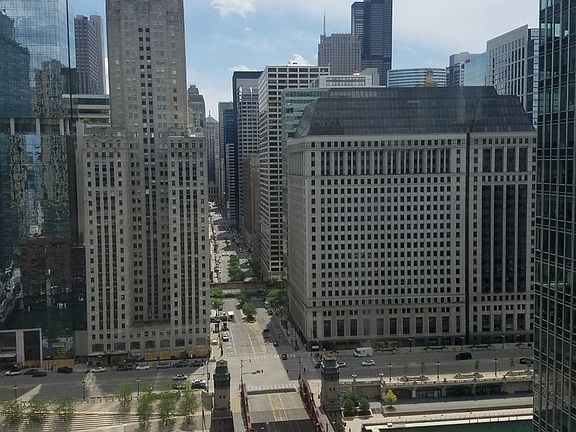 5th image of 345 N Lasalle St #2708