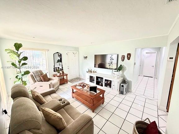 5th image of 11906 SW 110th Street Cir E