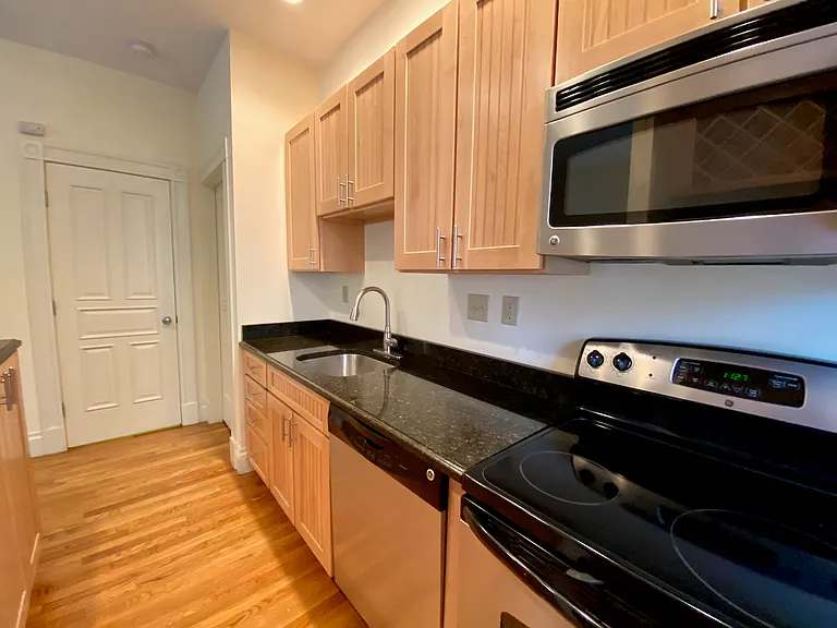 195 Commonwealth Ave #2 — Photo 7