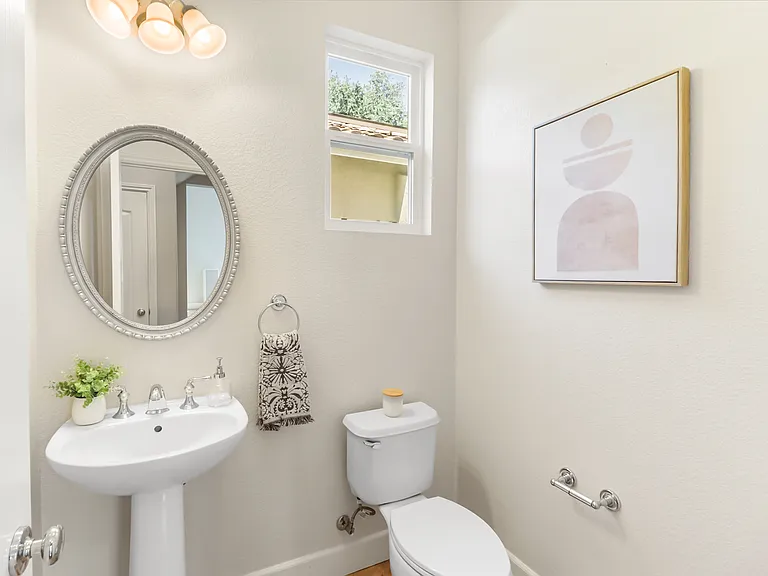 1746 Trinity Way — Photo 21