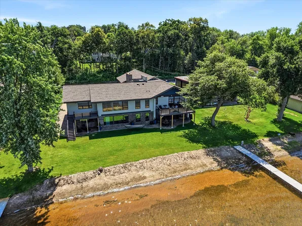 9770 210th St N, Forest Lake, MN 55025