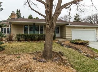 3305 E Gate Rd, Saint Anthony, MN 55418