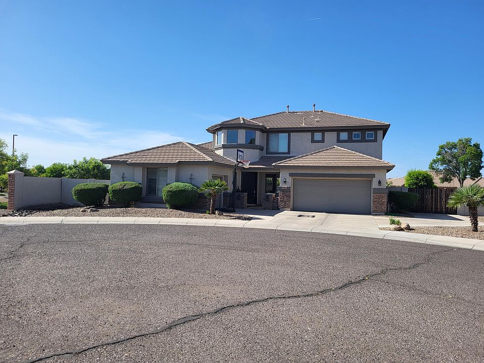 1st image of 3626 E Turnberry Ct