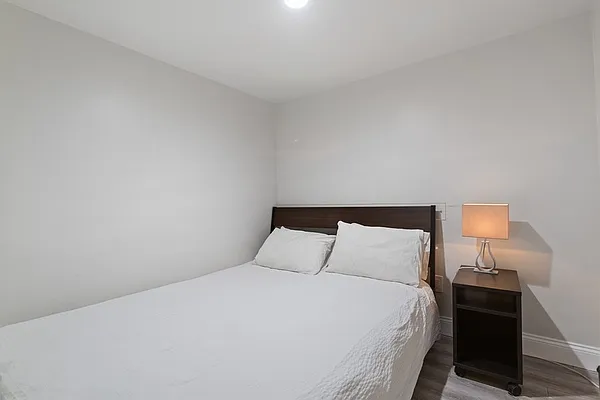 Rented by Compass | media 12