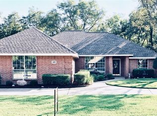 5809 Long Dr, Granbury, TX 76049