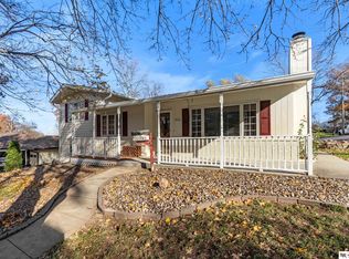 7703 Sunset Dr, Ralston, NE 68127
