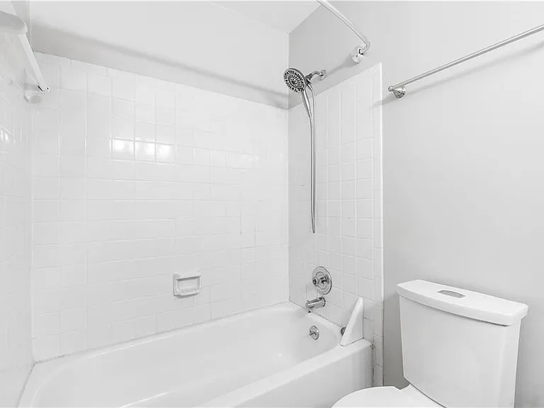 46 Mount Vernon Cir — Photo 23
