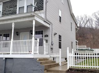 941 W Independence St, Coal Township, PA