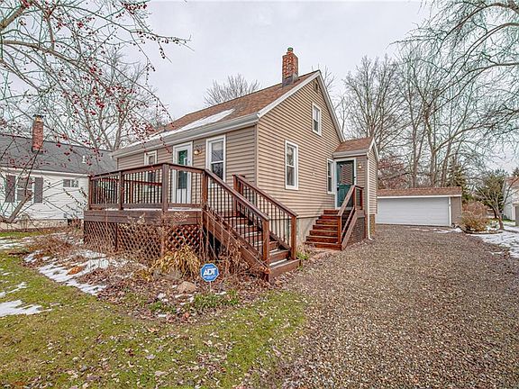 3rd image of 10535 Florida St