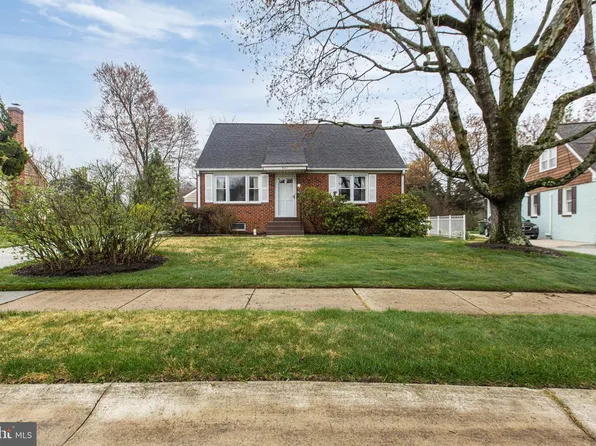 821 Kenyon Ln, Newark, DE 19711