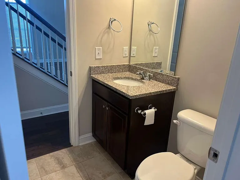 1645 Upper Park Rd — Photo 22