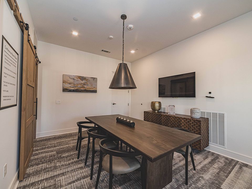 1st image of 820 Clawson Pl #1203