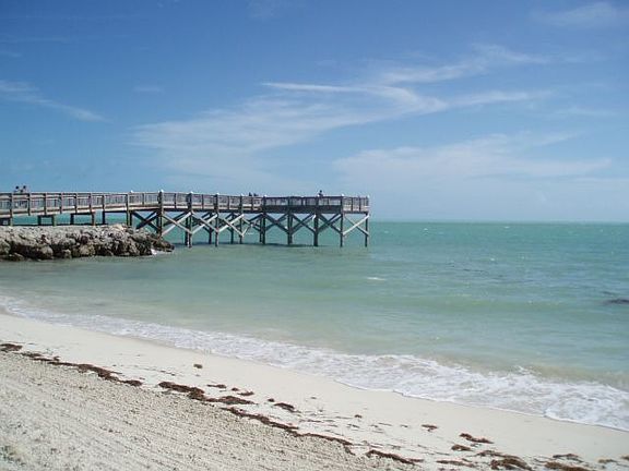 pier @ Cabana Breezes