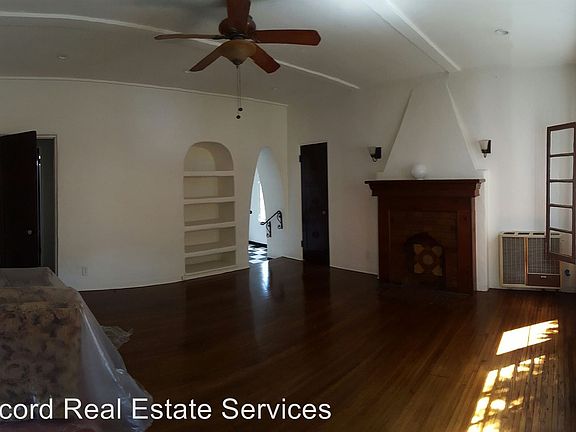 3rd image of 228 3/4 S Fuller Ave