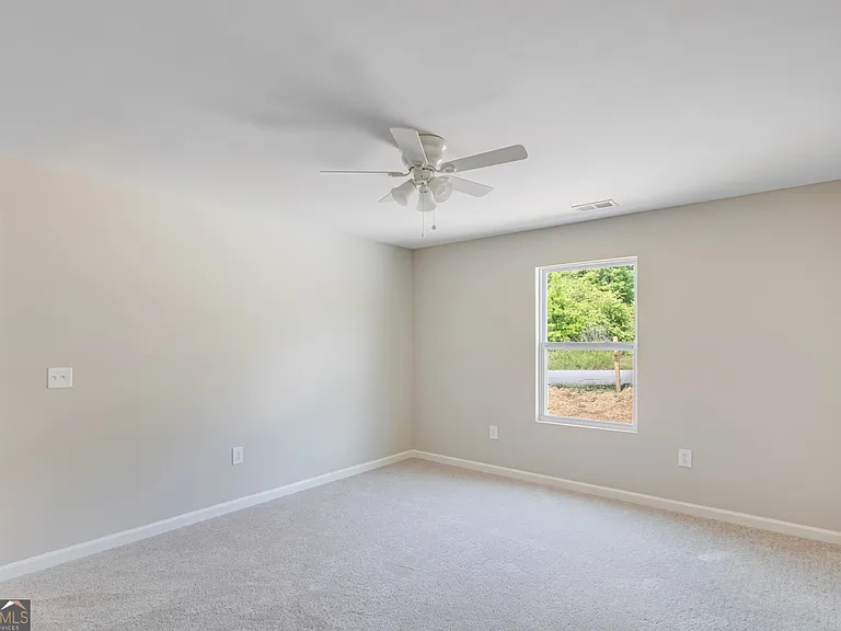 117 Lyla Ln — Photo 15