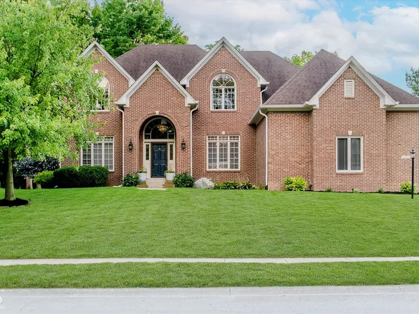 11531 Woods Bay Ln, Indianapolis, IN 46236