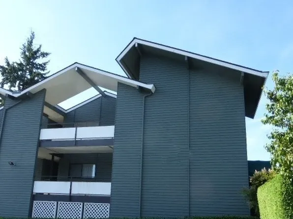 7924 212th St SW APT 302, Edmonds, WA 98026