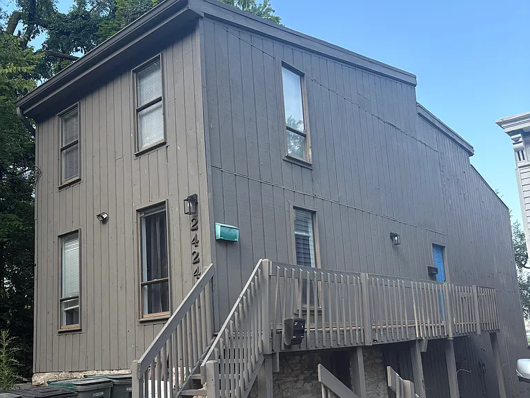 2424 Glenway Ave #A — Photo 1