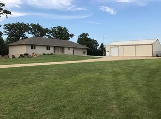 15738 690th Ave, Adams, MN 55909