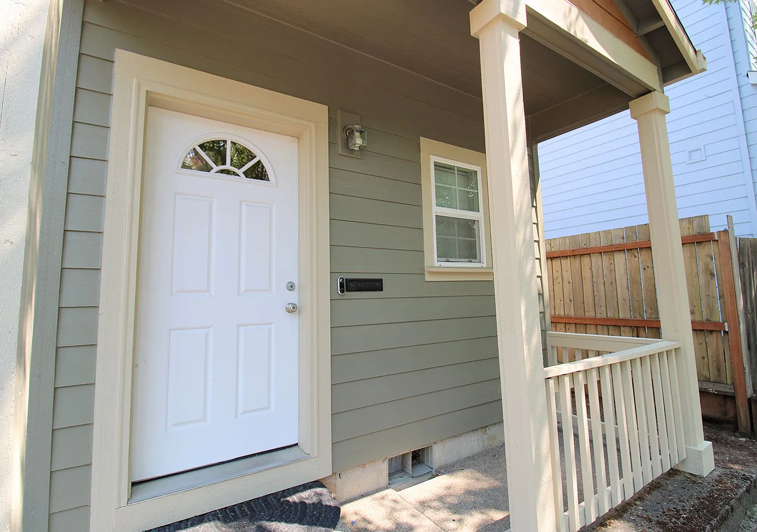 New Construction 3 Bedroom Farmington House — Photo 2