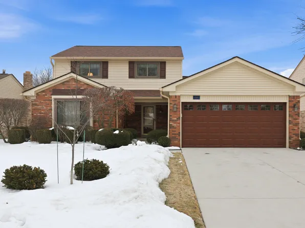 42474 Cannon Dr, Sterling Heights, MI 48313
