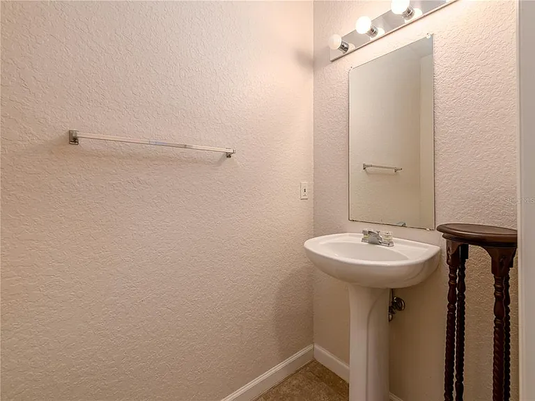 16322 Parkstone Palms Ct — Photo 11