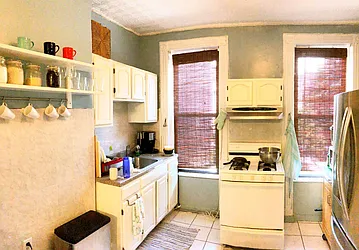 Rented by Rapid Realty Cobble Hill