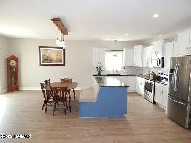 3913 Pensacola Dr — Photo 4