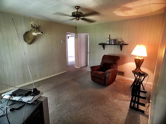 5th image of 2105 Bloedel Ave