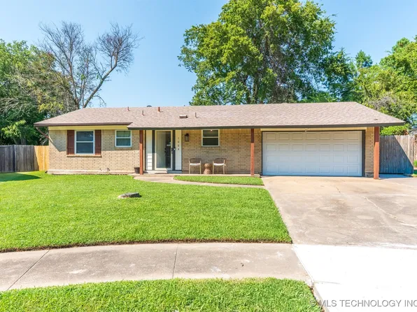 1004 W El Paso St, Broken Arrow, OK 74012
