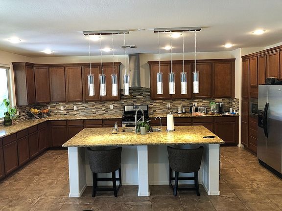 3rd image of 21409 E Via De Arboles