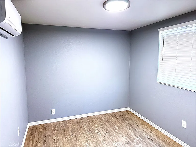 7336 Cleon Ave — Photo 9