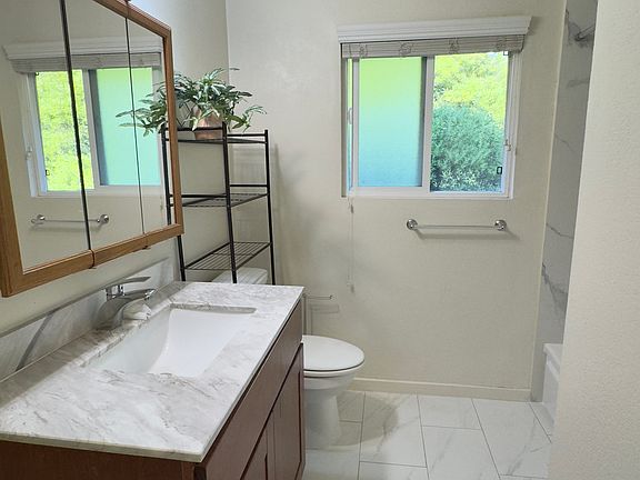 4th image of 16238 Lindview Dr #1