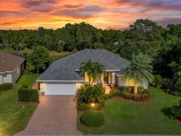 367 SW Vista Lake Drive, Port St Lucie, FL 34953