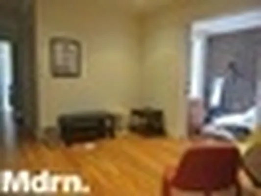 Rented by Mdrn Residential | media 15