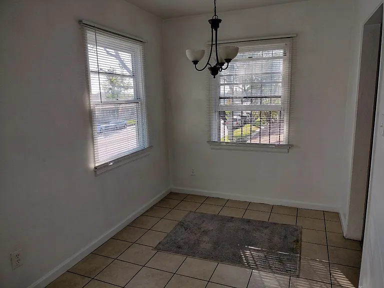 6639 E Olympic Blvd — Photo 21
